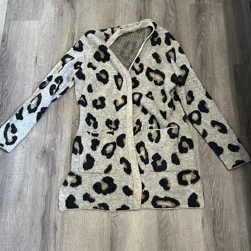 Leapord print cardigan